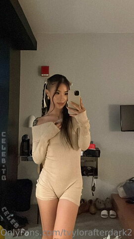 tvylorafterdark nude photo 247