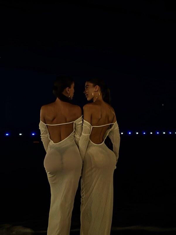 twins_s_k nude photo 20