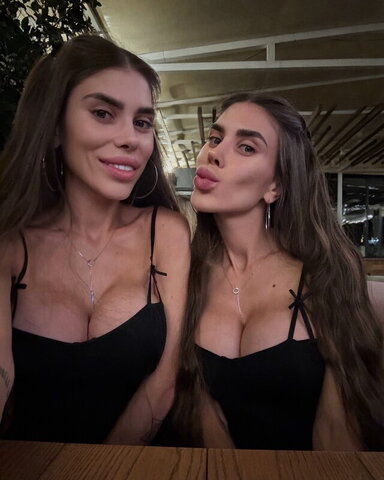 twins_s_k nude photo 21