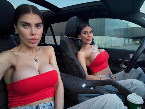 twins_s_k nude photo 13