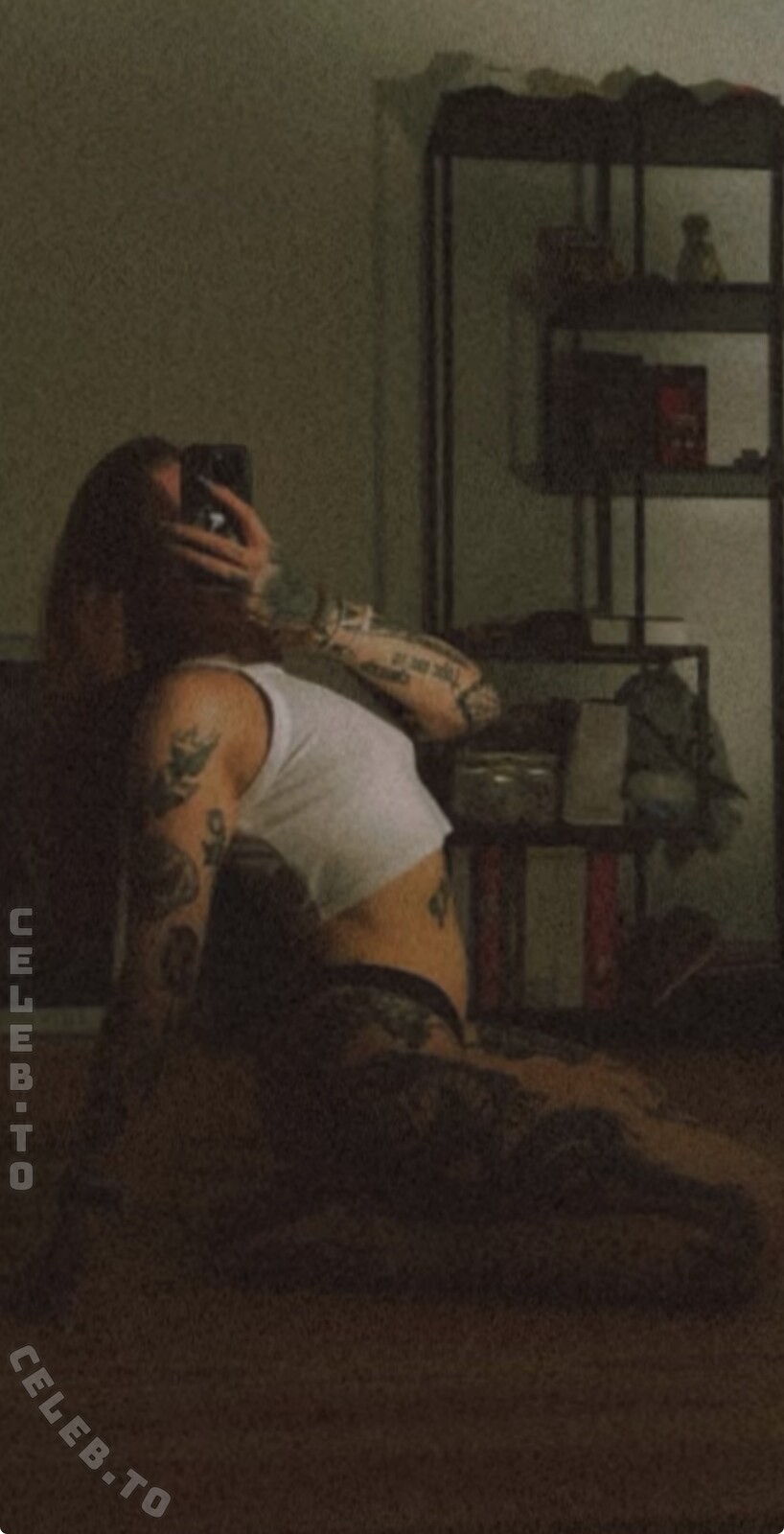 twofacedkimmy nude photo 1