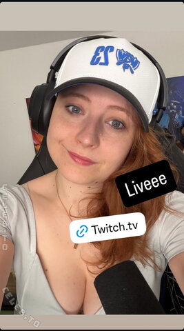Twostonelol – Instagram story from today