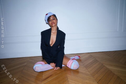 Tyla nude photo 1
