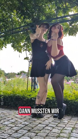 typicallylotti photo 4