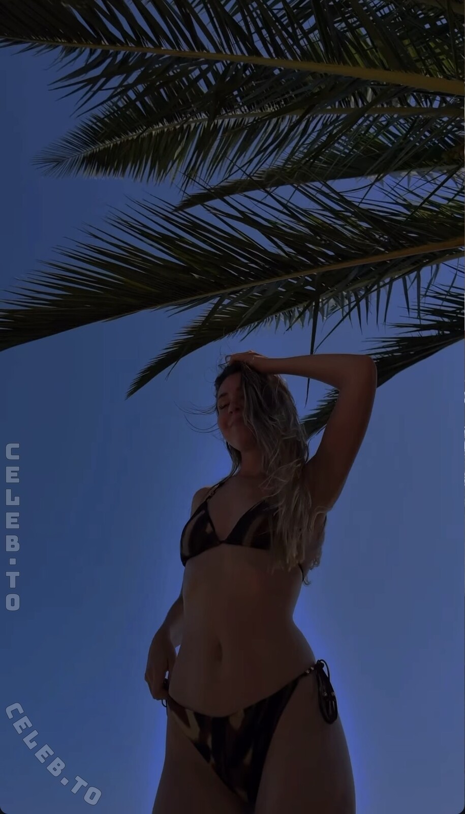 Typisch Kassii nude photo 3