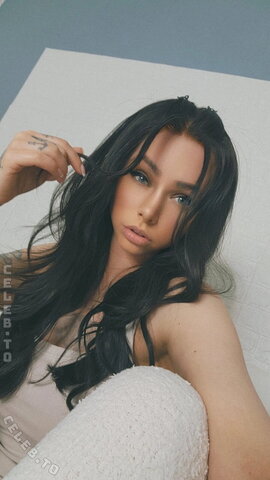 TyraKadney nude photo 8