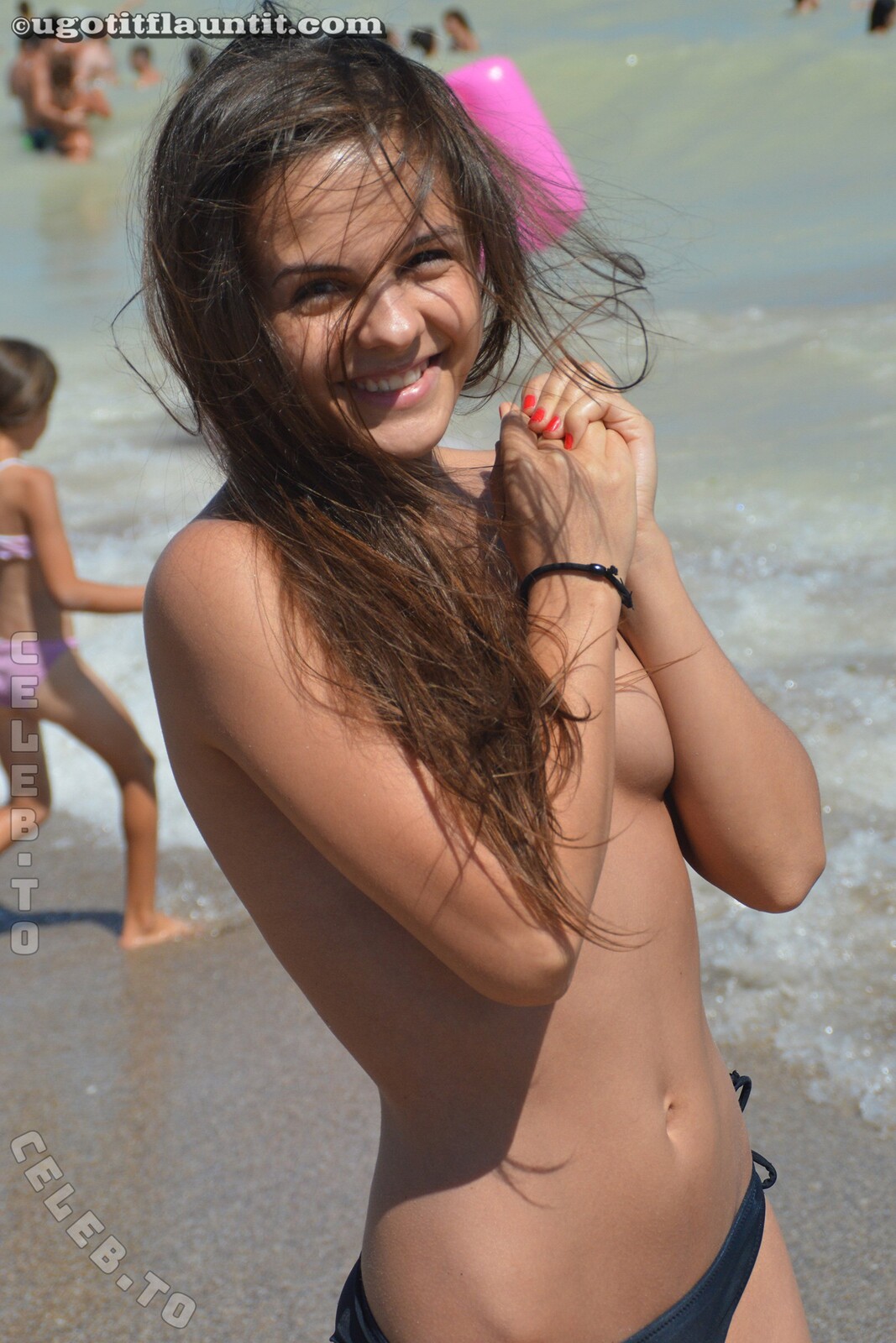 U Got It! Flaunt It! nude photo 7