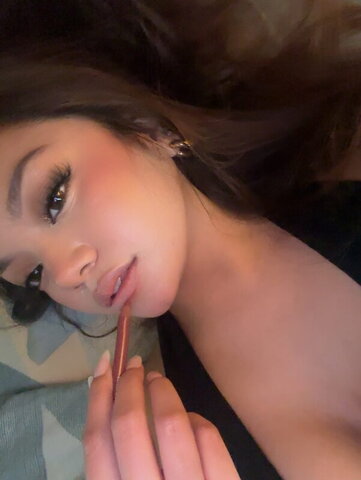Umasha nude photo 15