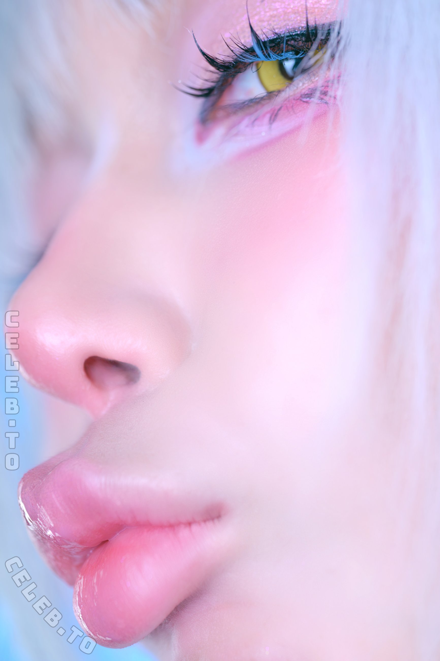 Umeko J nude photo 12