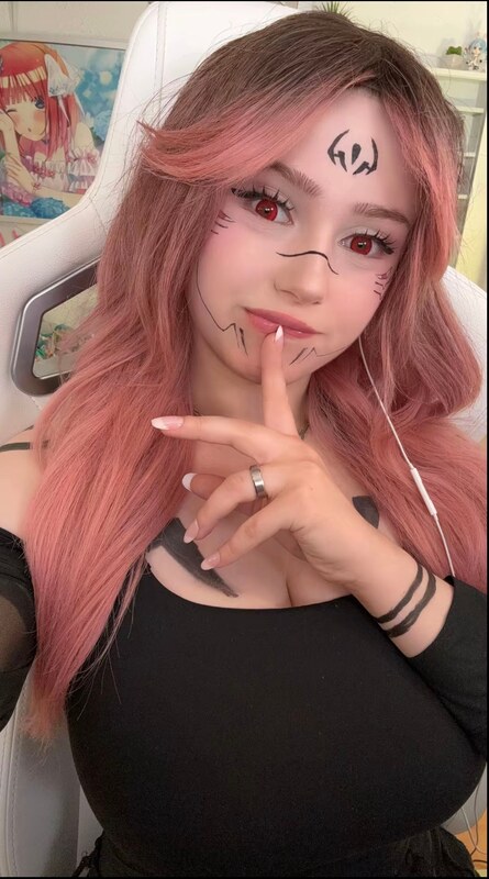 Upminaa nude photo 2
