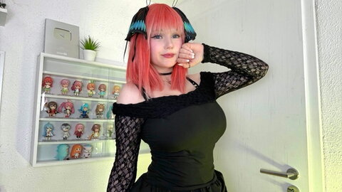 Upminaa nude photo 20