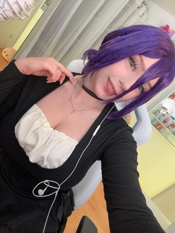 Upminaa New (1 photo)