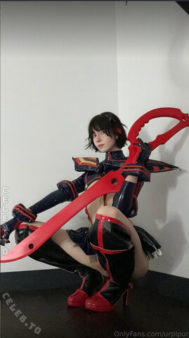 urplpur nude photo 9
