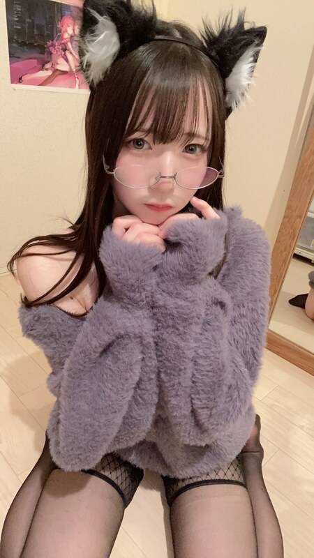 Utatane Sui nude photo 11