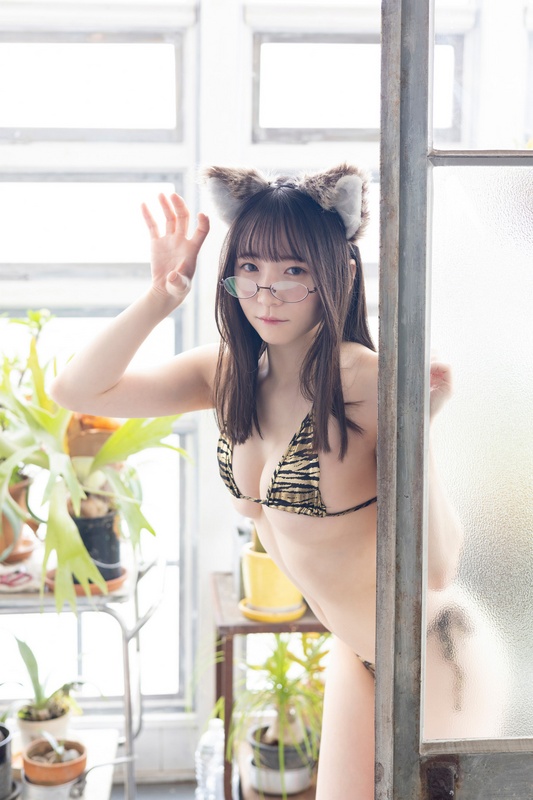 Utatane Sui nude photo 37
