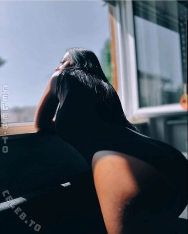 Vaja91 / vanessa_janine91 nude photo 27