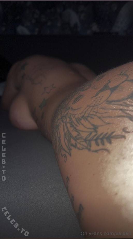Vaja91 / vanessa_janine91 nude photo 2