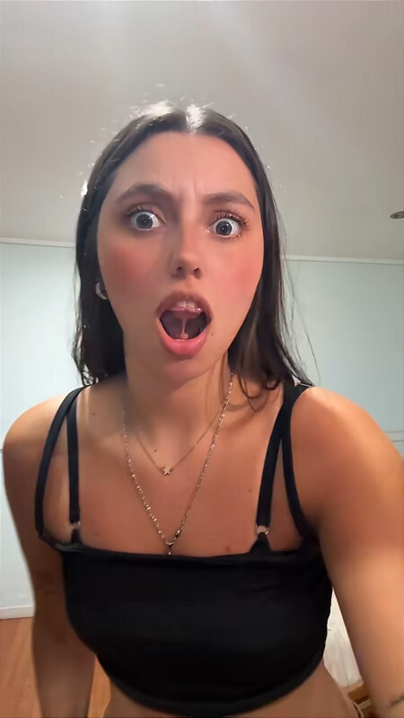 Valeenerea nude photo 2