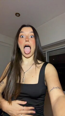 Valeenerea nude photo 1