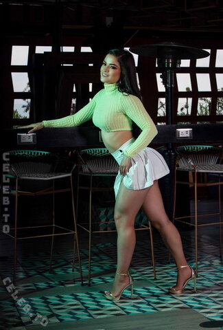 Valentina Garzon nude photo 34