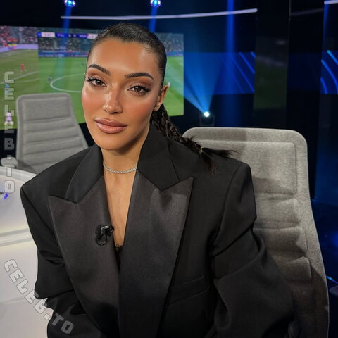 Valentina Maceri nude photo 7