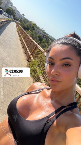 Valentina Maceri Hot (1 photo)