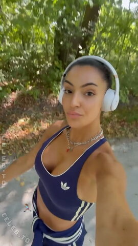 Valentina Maceri – Valentina during sports 🔥