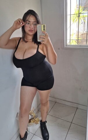 Valeria Belén nude photo 17