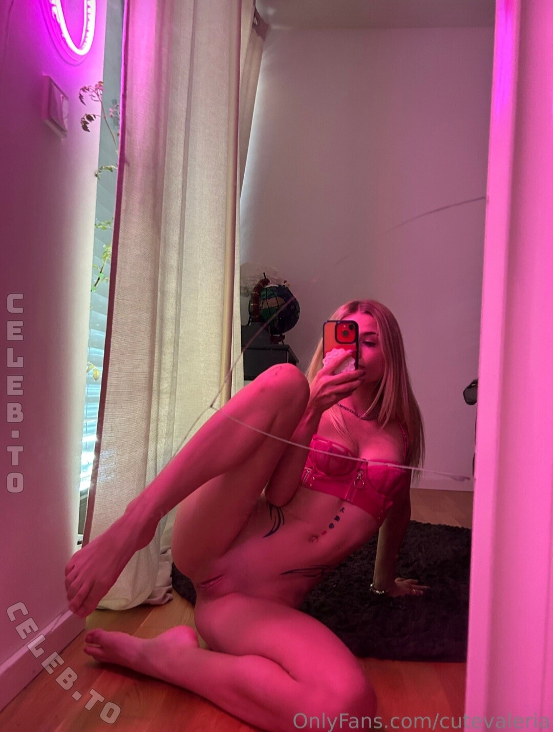 valeriavee nude photo 2