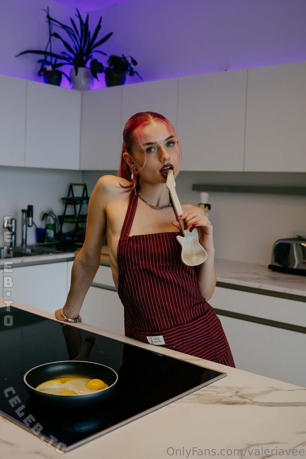 valeriavee nude photo 4