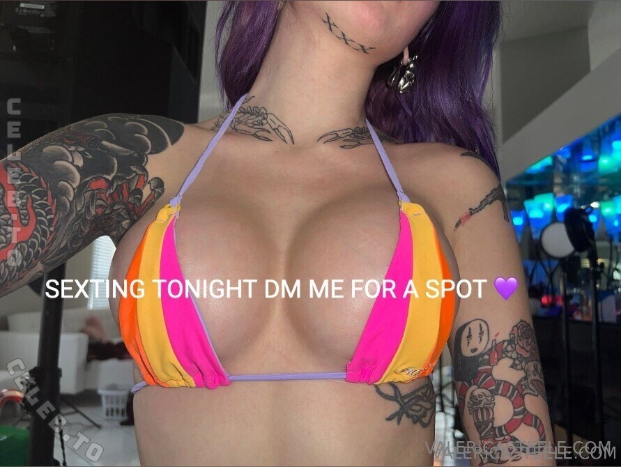 Valerica Steele nude photo 2