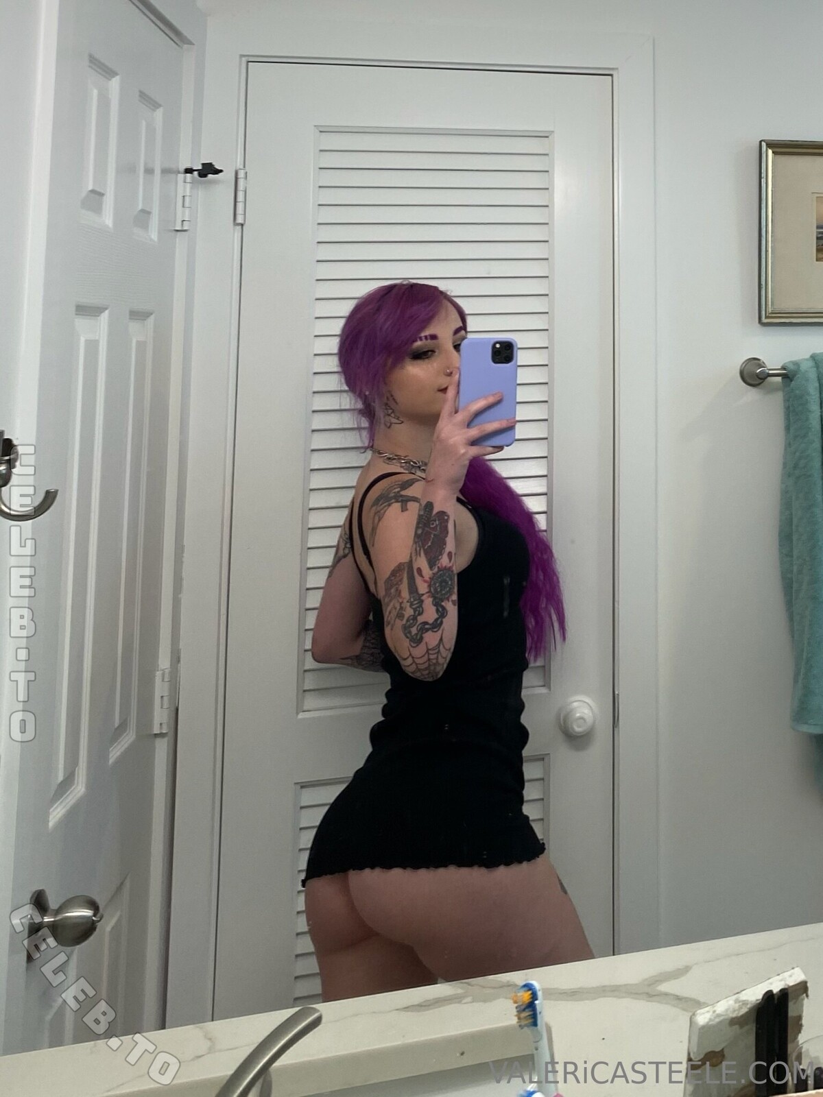Valerica Steele nude photo 3