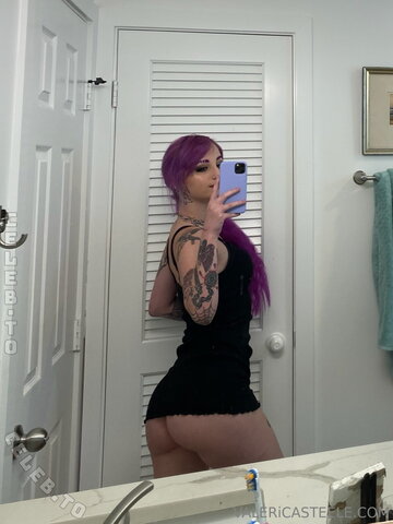 Valerica Steele nude photo 5