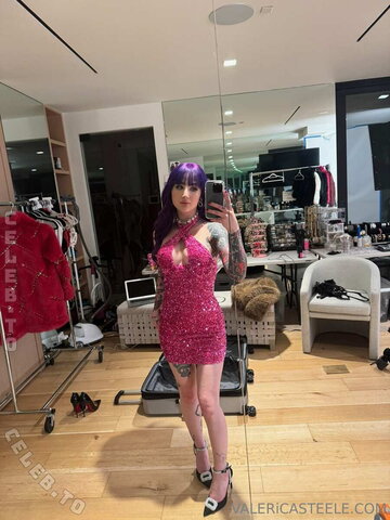 Valerica Steele – Pink dress to match my pink pussy 🩷 You are much more likely to have a good day if you start it off…