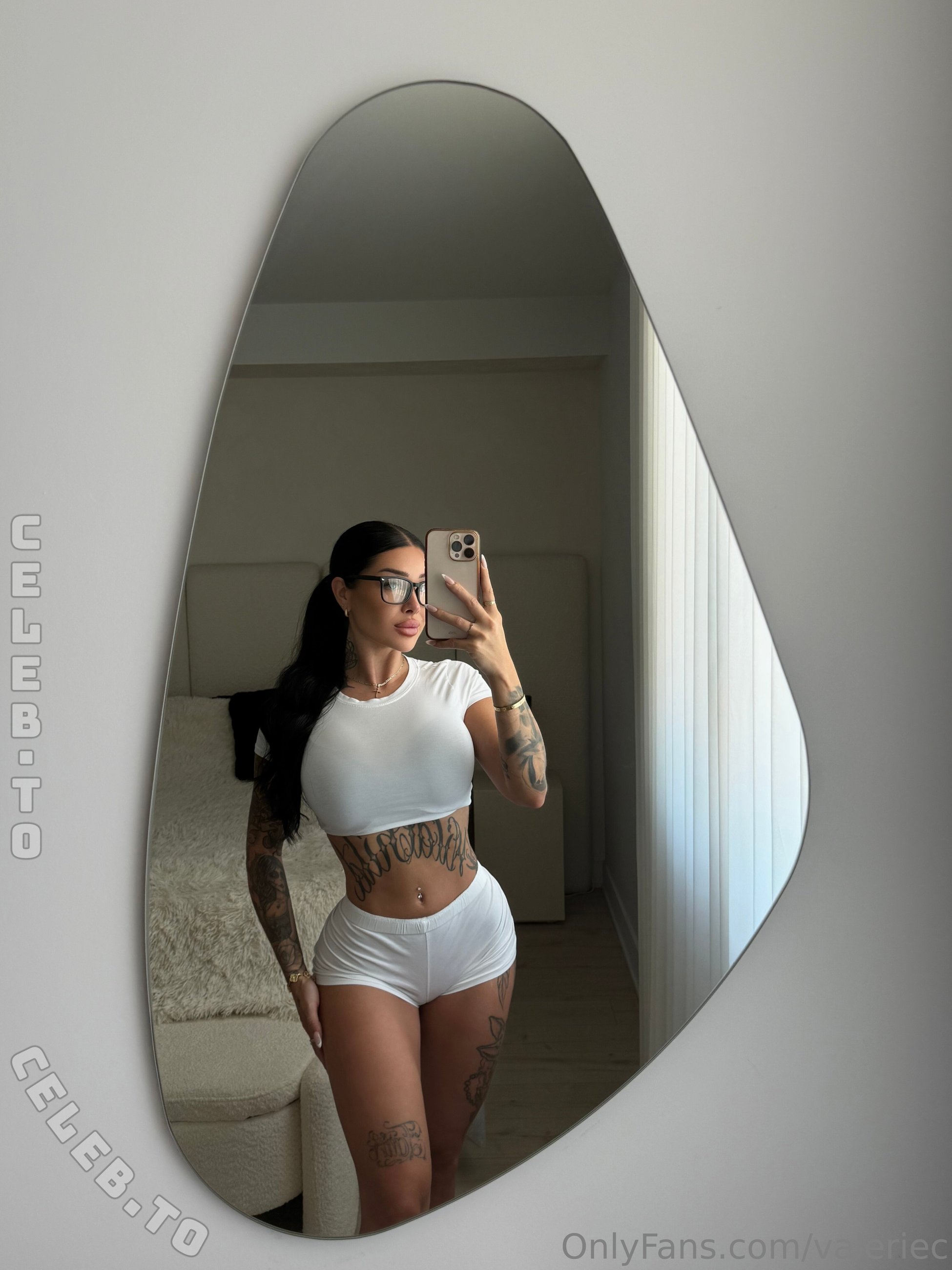 Valerie Cossette nude photo 3