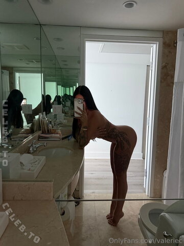 Valerie Cossette Fresh (1 photo)