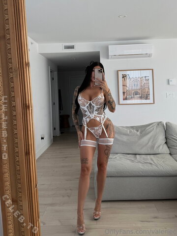 Valerie Cossette nude photo 1
