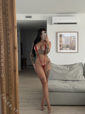 Valerie Cossette Fresh (4 photos)