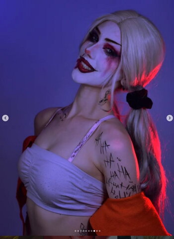 ValiantF0x nude photo 9