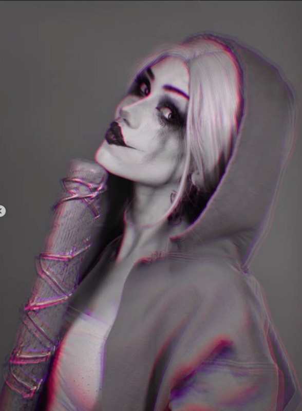 ValiantF0x nude photo 7