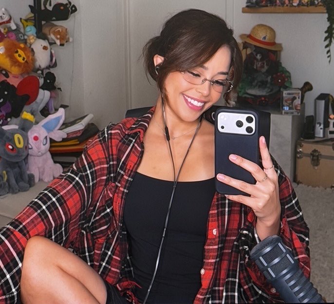 Valkyrae nude photo 1