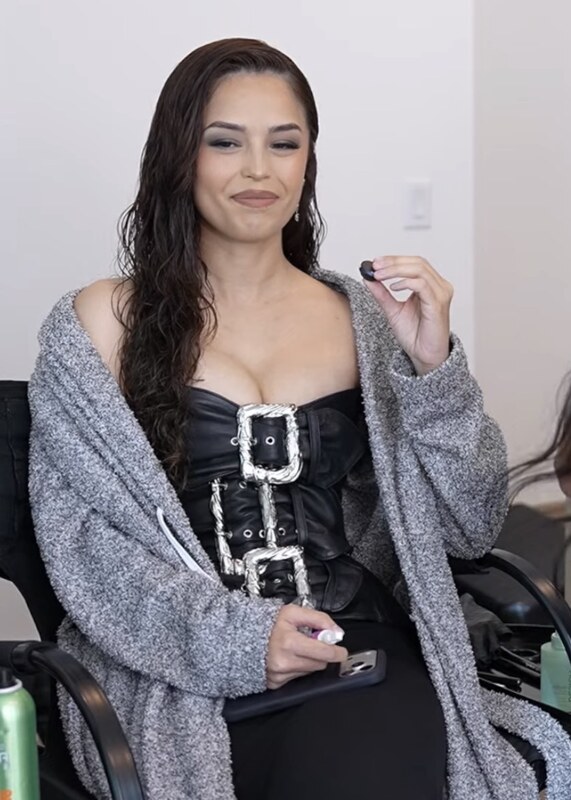 Valkyrae nude photo 10