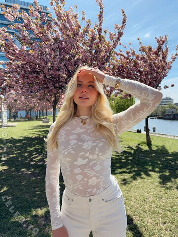 Vallixpauline nude photo 7