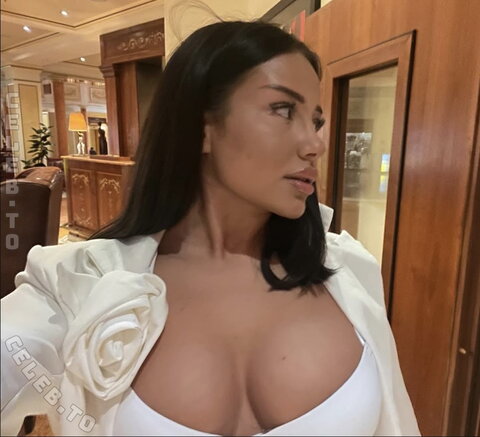 valonaash nude photo 71