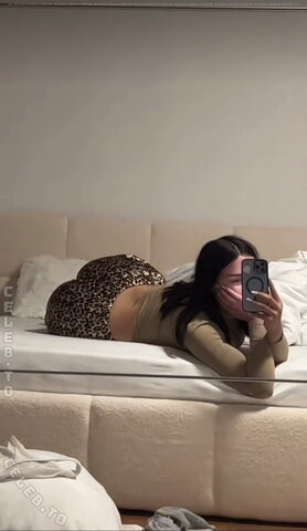 valonaash nude photo 251