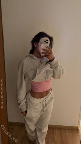 valonaash nude photo 215