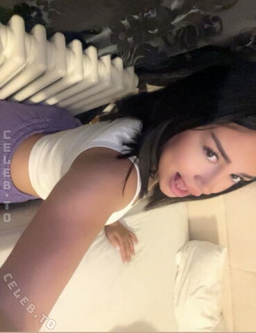 valonaash nude photo 109