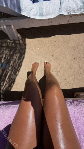 valonaash nude photo 55