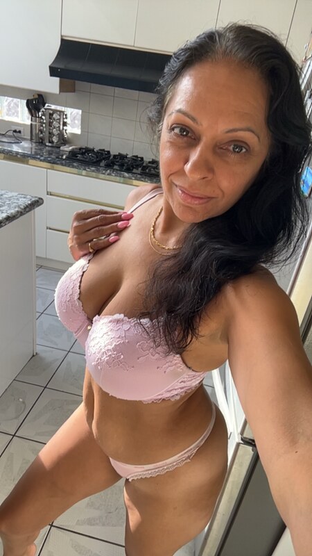 Vancitymami nude photo 9