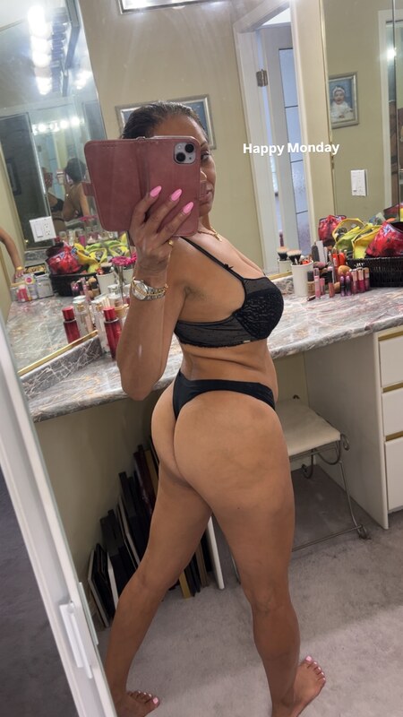 Vancitymami nude photo 20